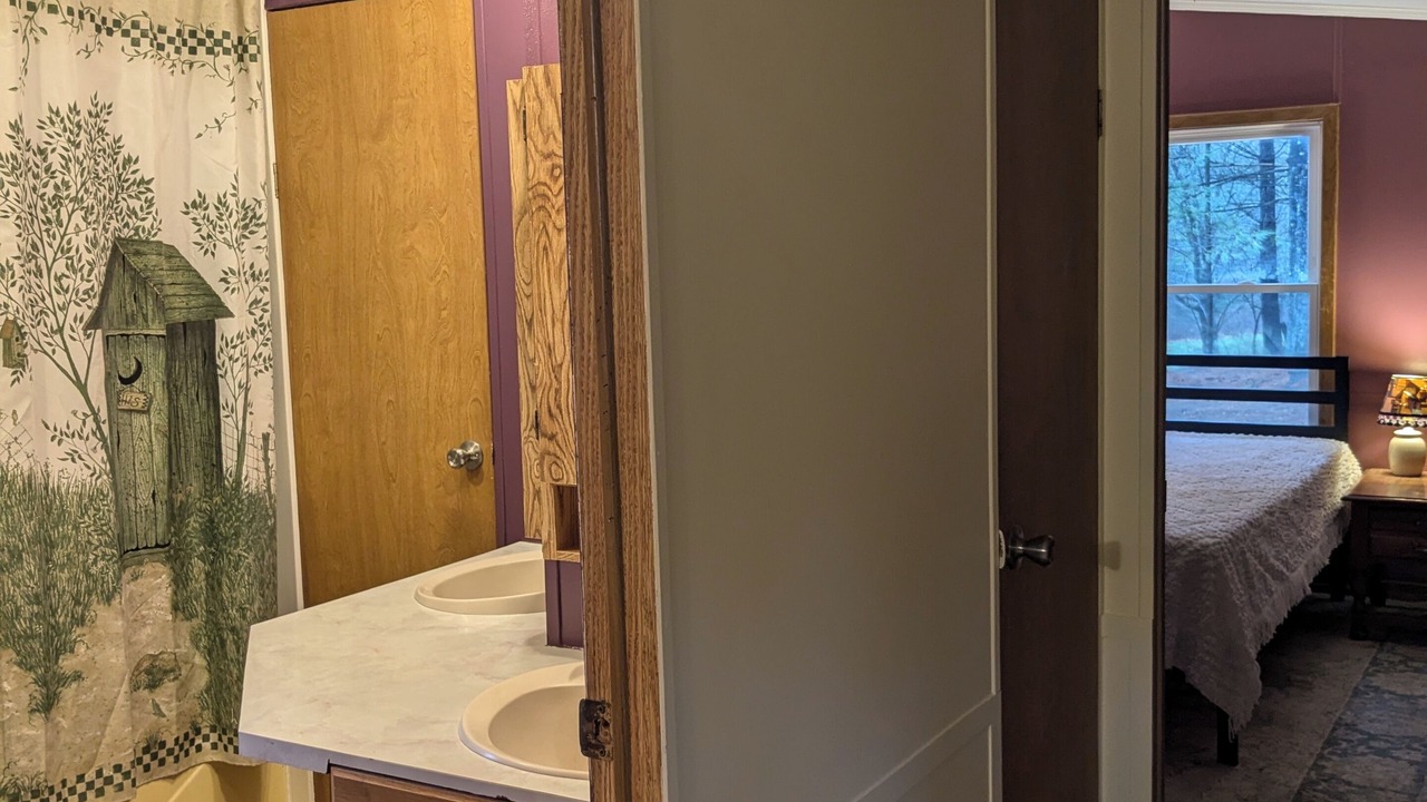 Photo of Bedroom in Sharpsburg