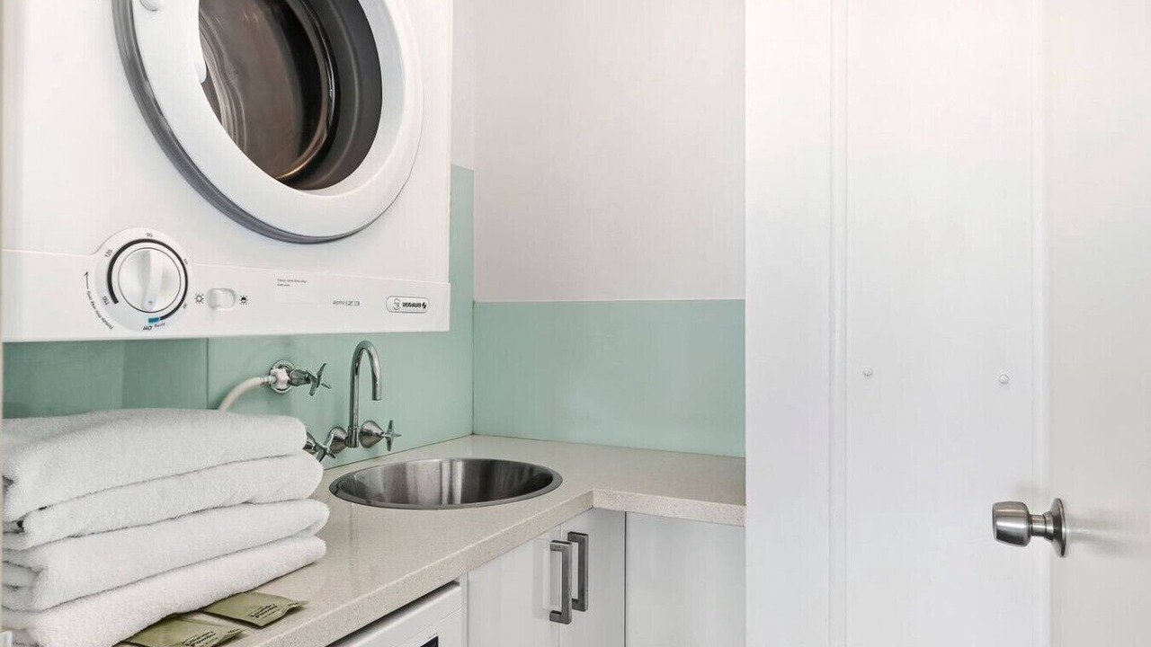 Photo of Others in Main Beach