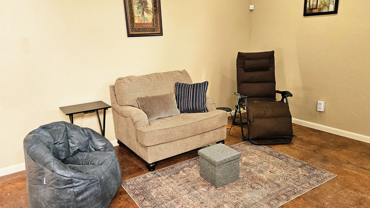 Photo of Livingroom in Fletcher