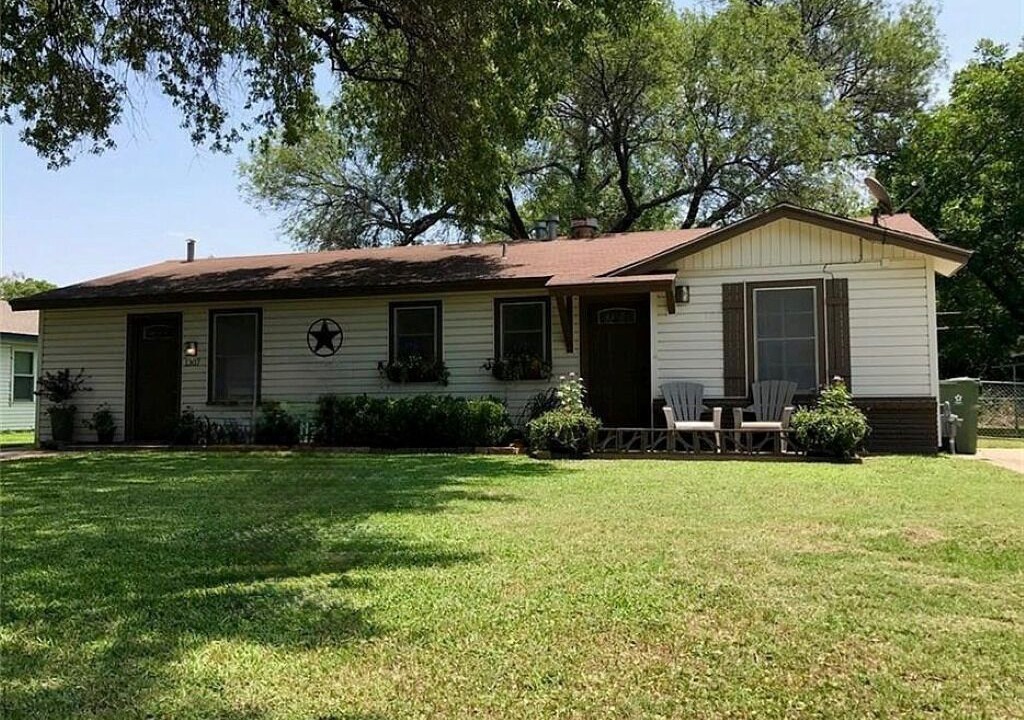 Photo of Outdoor in Central Arlington
