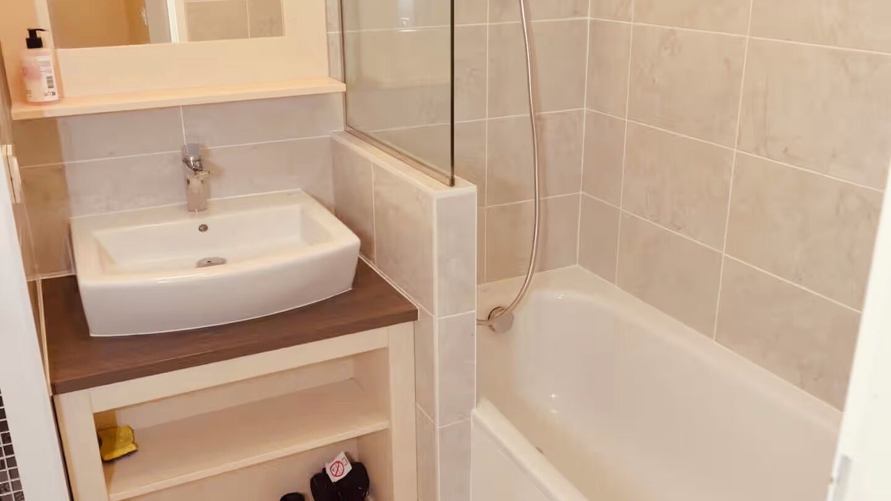 Photo of Bathroom in Branville