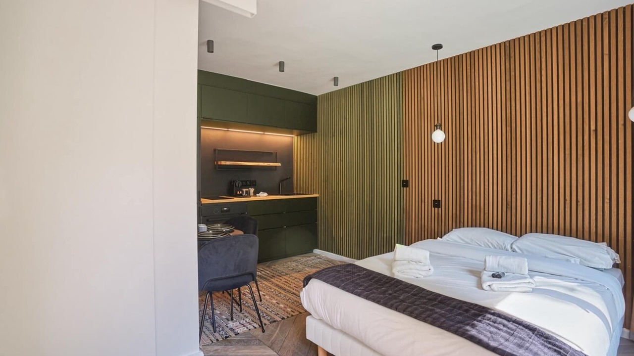 Photo of Others in Neuilly-sur-Seine