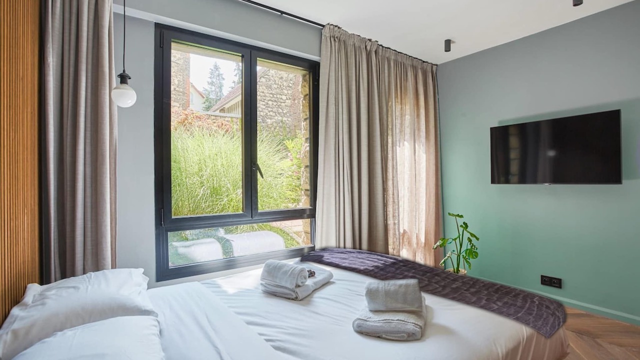 Photo of Others in Neuilly-sur-Seine