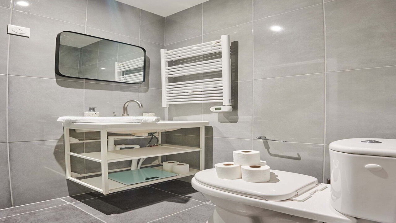 Photo of Bathroom in Quartier de la Porte-Saint-Denis