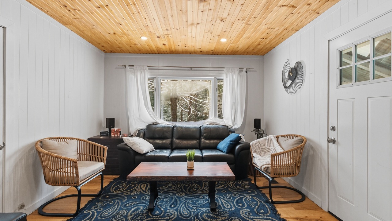 Photo of Livingroom in Huntsville