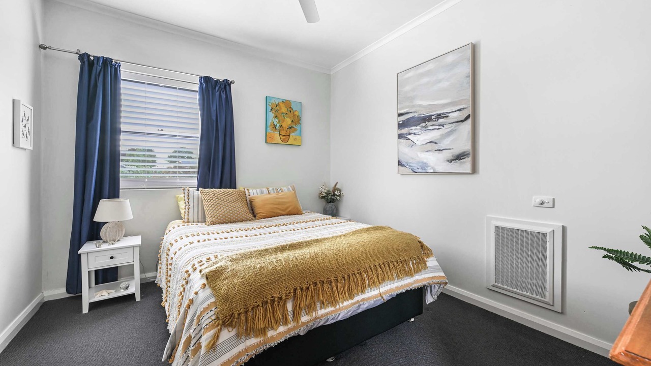 Photo of Bedroom in Orange