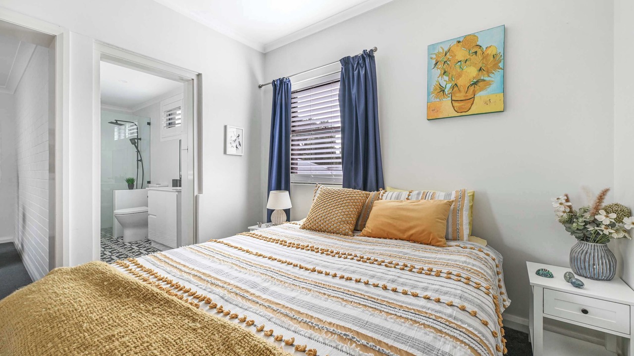 Photo of Bedroom in Orange