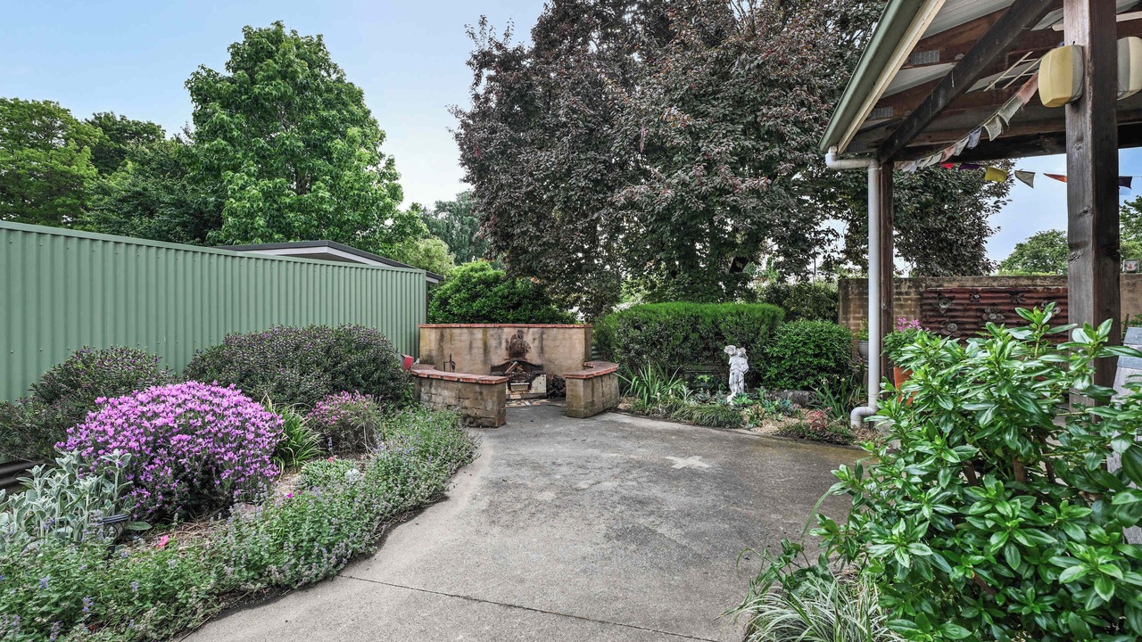 Photo of Outdoor in Orange