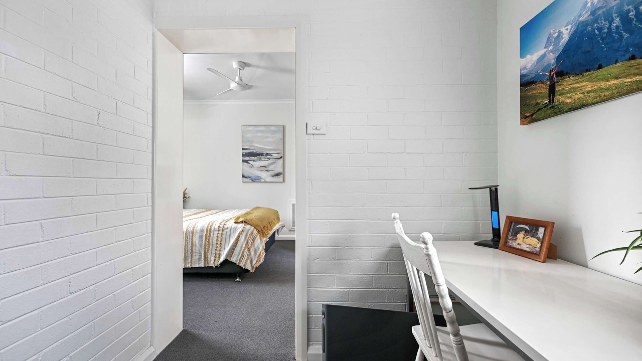 Photo of Bedroom in Orange