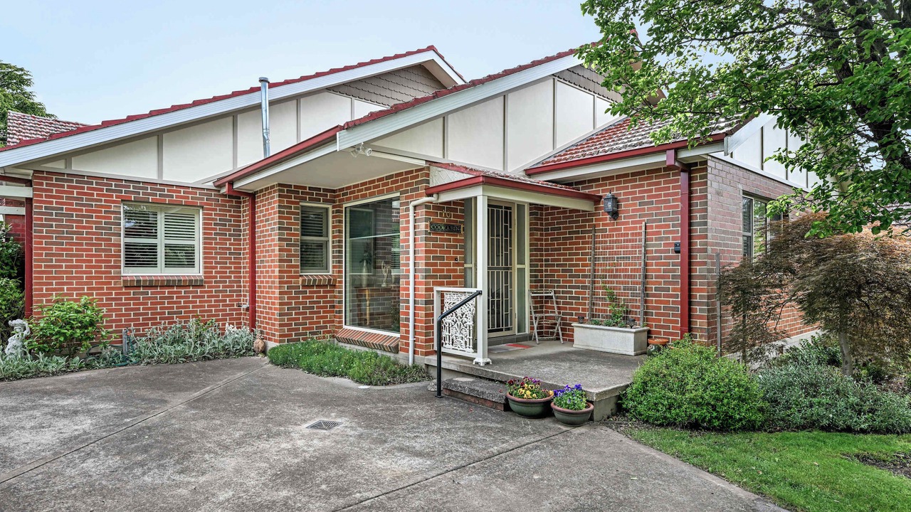 Photo of Outdoor in Orange