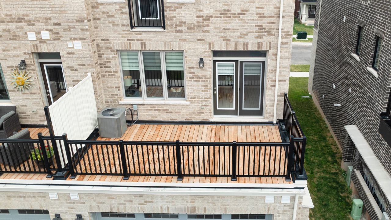 Photo of Patio Balcony in Oakville