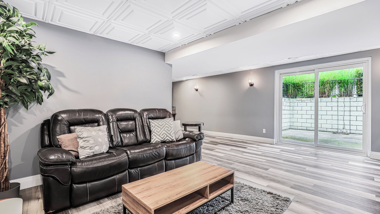 Photo of Livingroom in Port Elgin