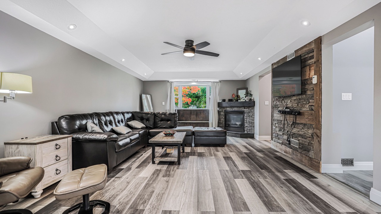 Photo of Livingroom in Port Elgin