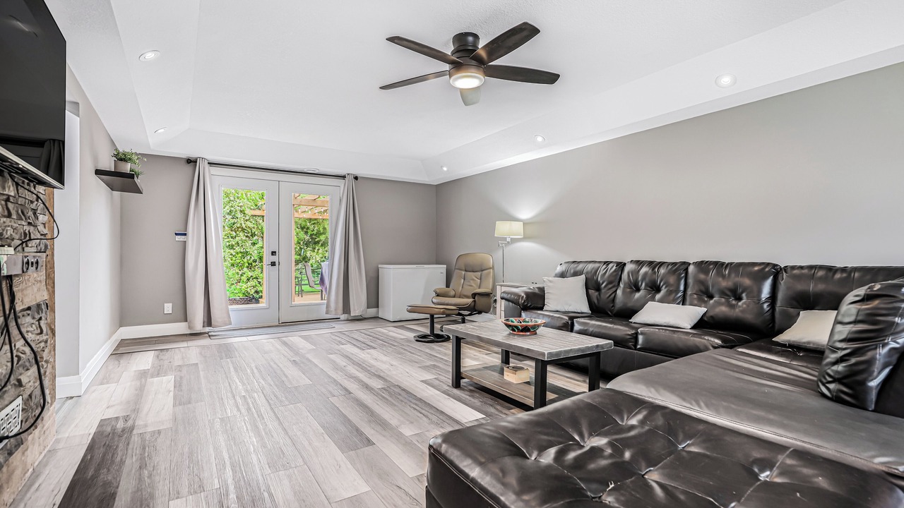 Photo of Livingroom in Port Elgin