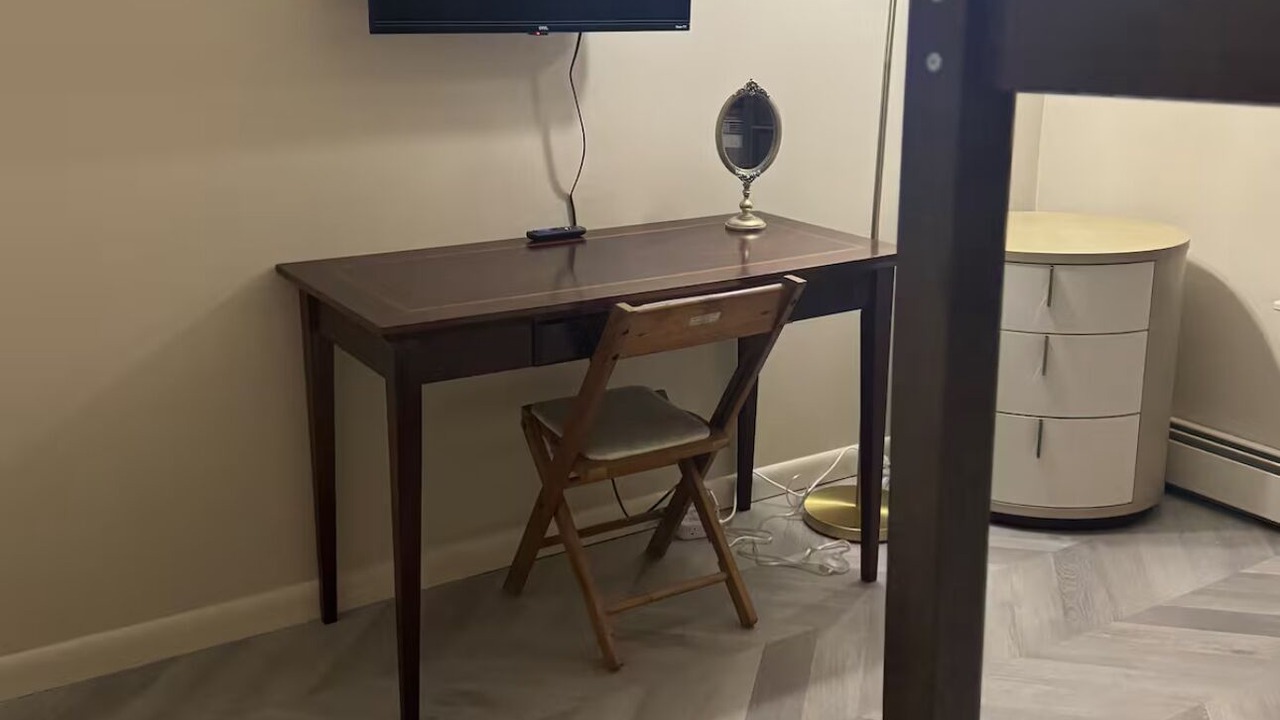 Photo of Bedroom in Town of Aurora