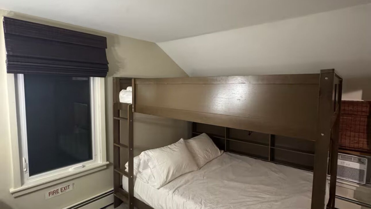 Photo of Bedroom in Town of Aurora