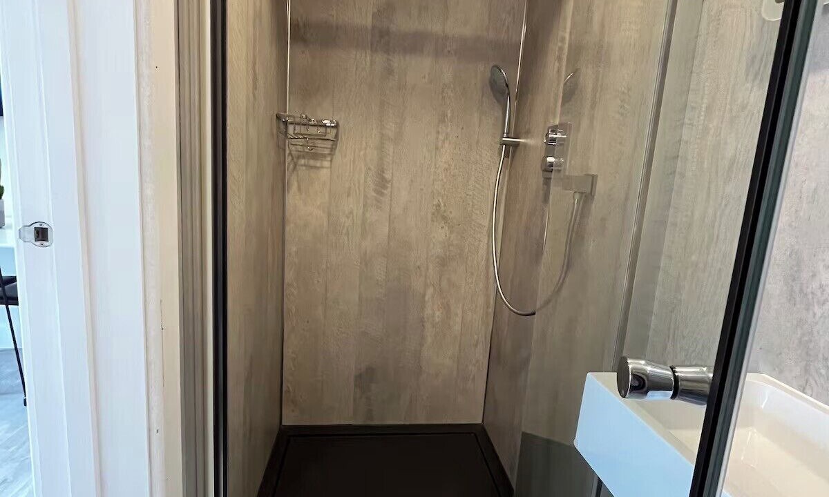 Photo of Others in Netley