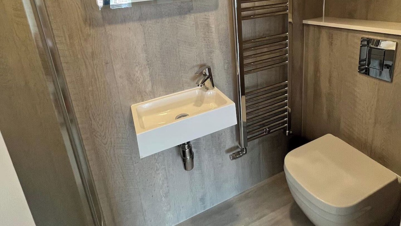 Photo of Others in Netley