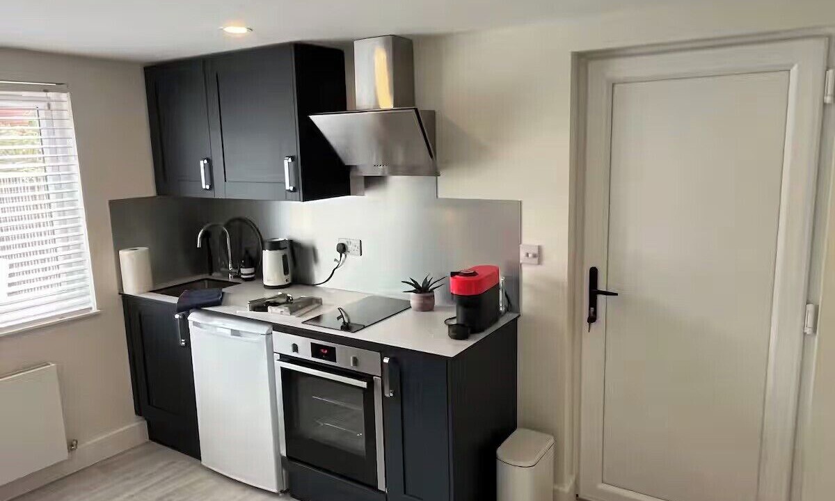 Photo of Others in Netley