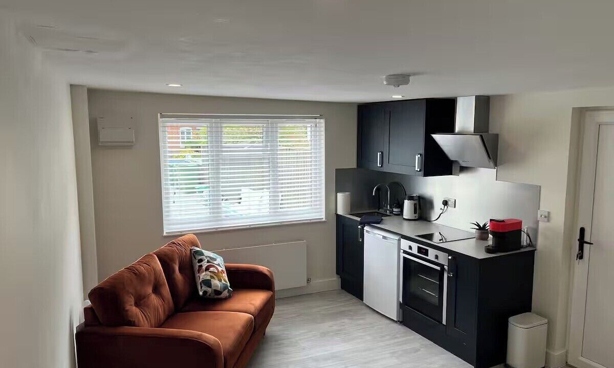 Photo of Others in Netley