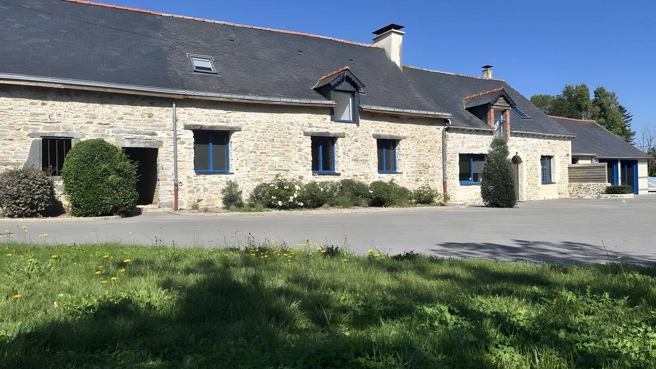 Photo of Outdoor in Martigne-Ferchaud