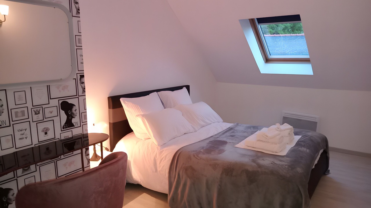 Photo of Bedroom in Martigne-Ferchaud