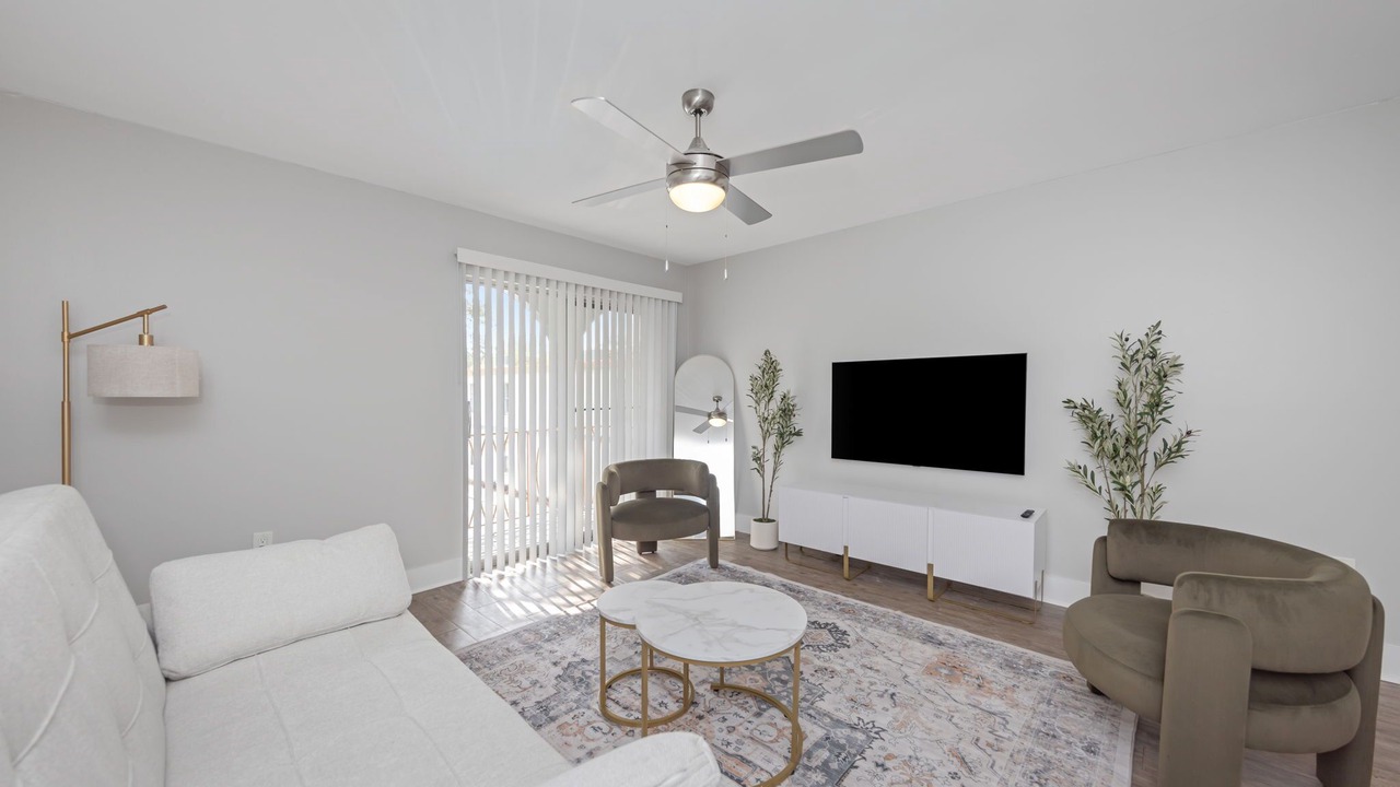 Photo of Livingroom in Beach Park