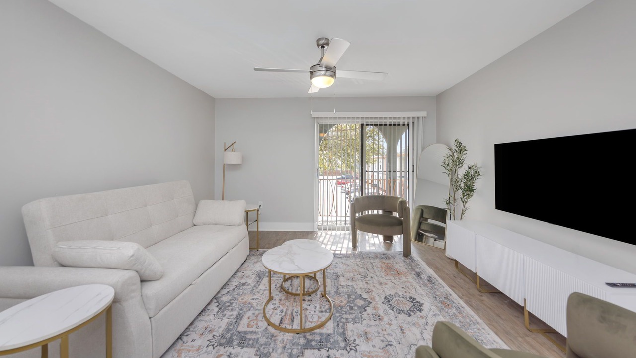 Photo of Livingroom in Beach Park
