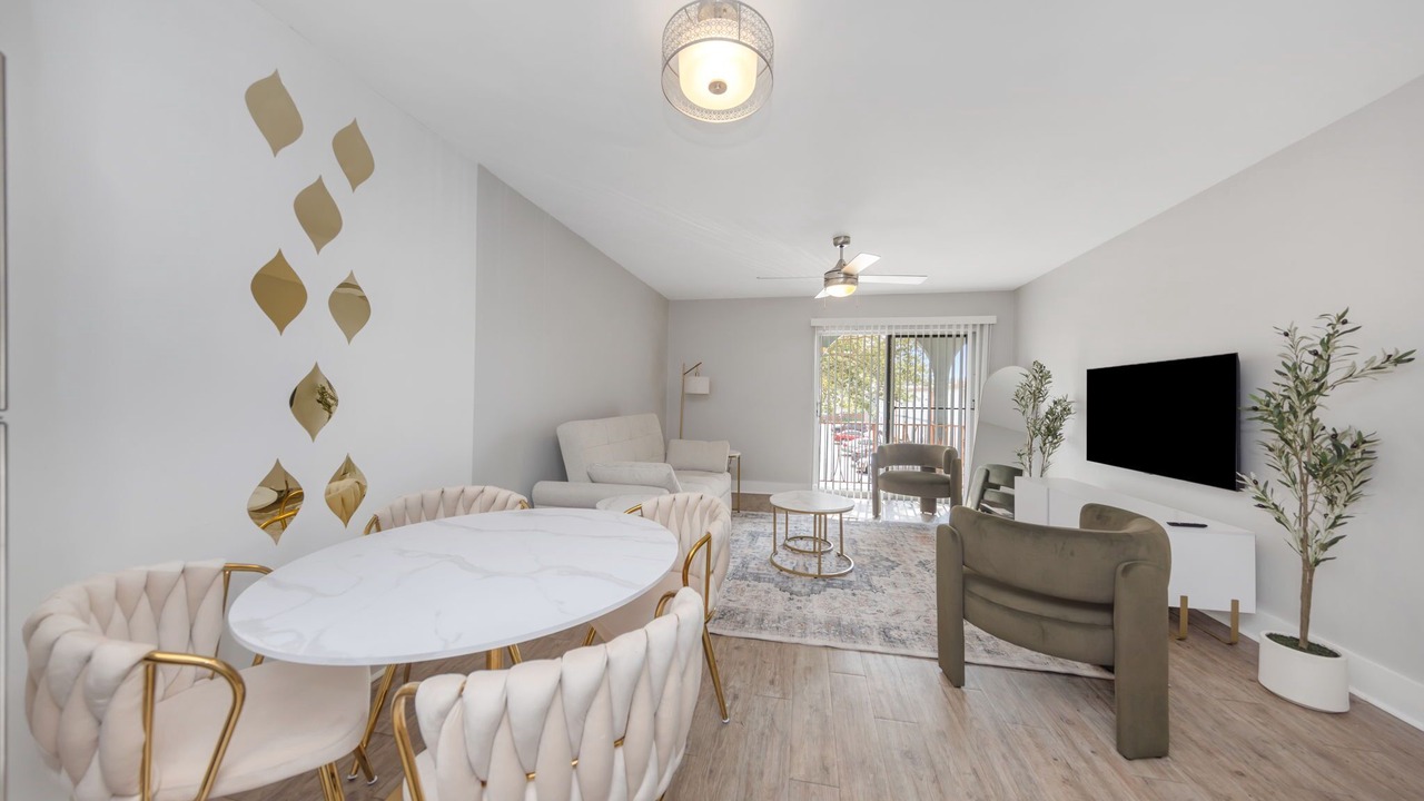 Photo of Livingroom in Beach Park