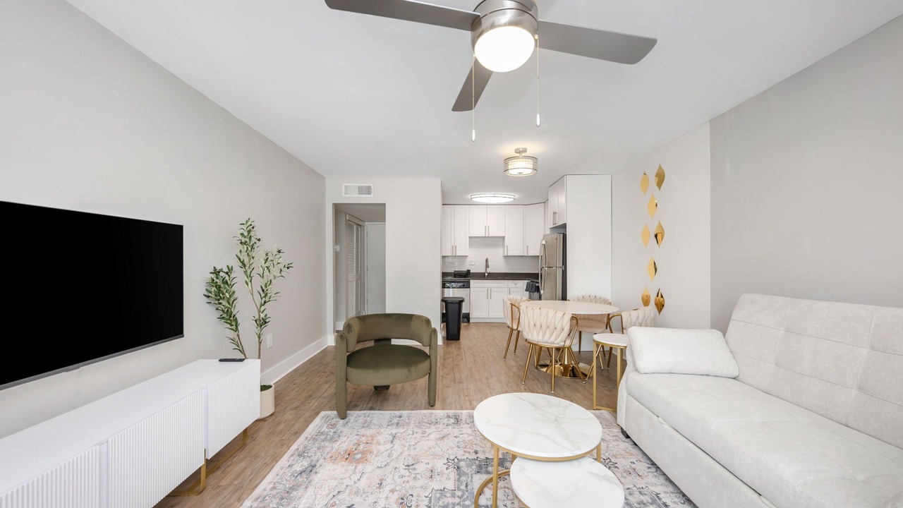 Photo of Livingroom in Beach Park