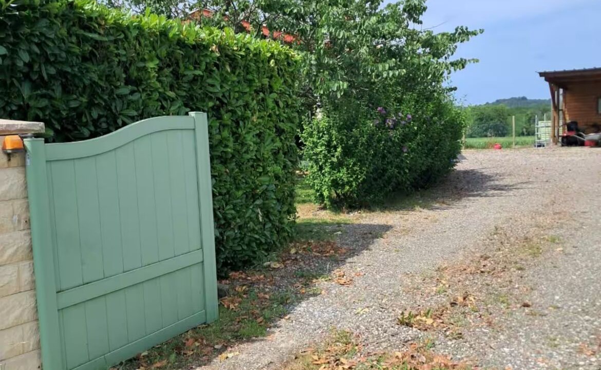 Photo of Outdoor in Bellocq