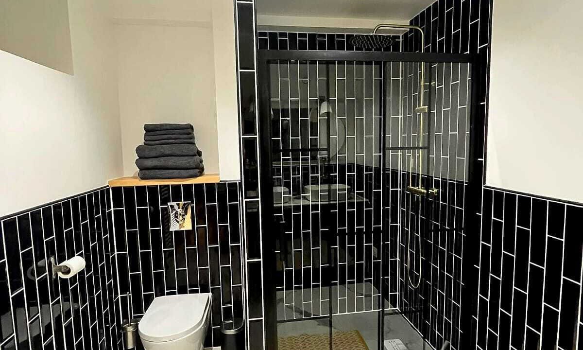 Photo of Bathroom in Saint-Michel-de-Lanes