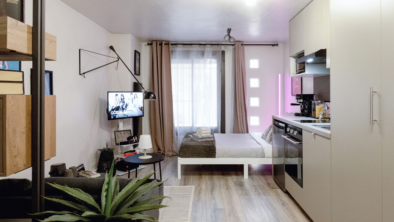 Photo of Bedroom in Clemenceau