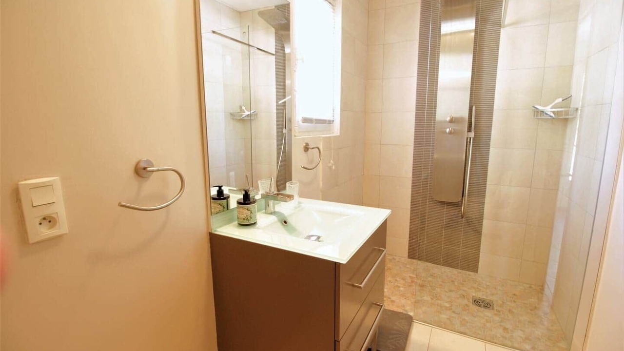 Photo of Bathroom in Lagarde Pareol