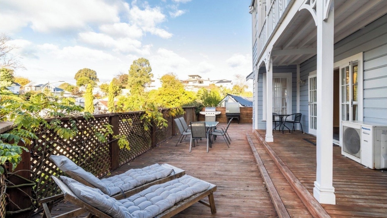 Photo of Outdoor in Bluff Hill