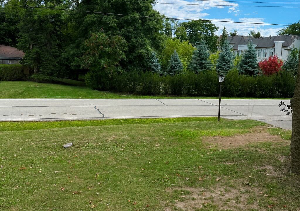 Photo of Outdoor in Thornhill
