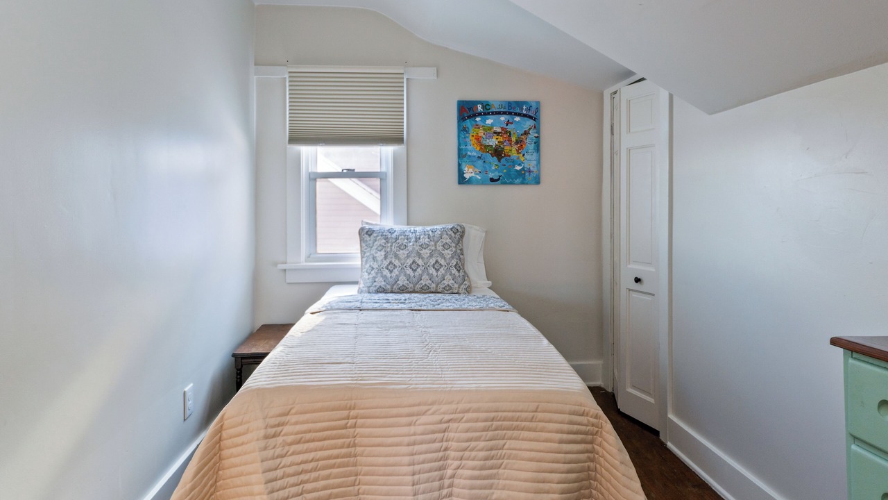 Photo of Bedroom in East Irondequoit