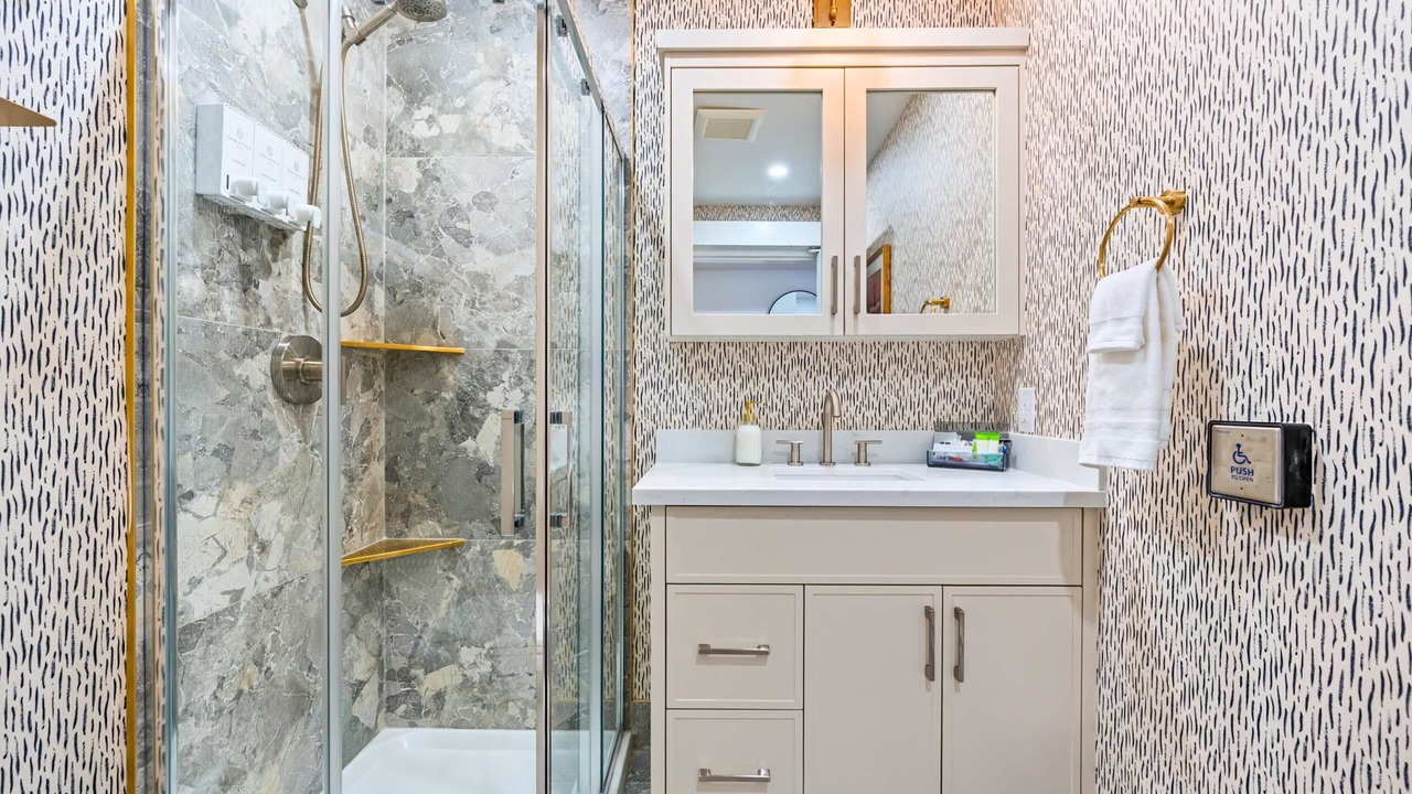 Photo of Bathroom in Grange Park
