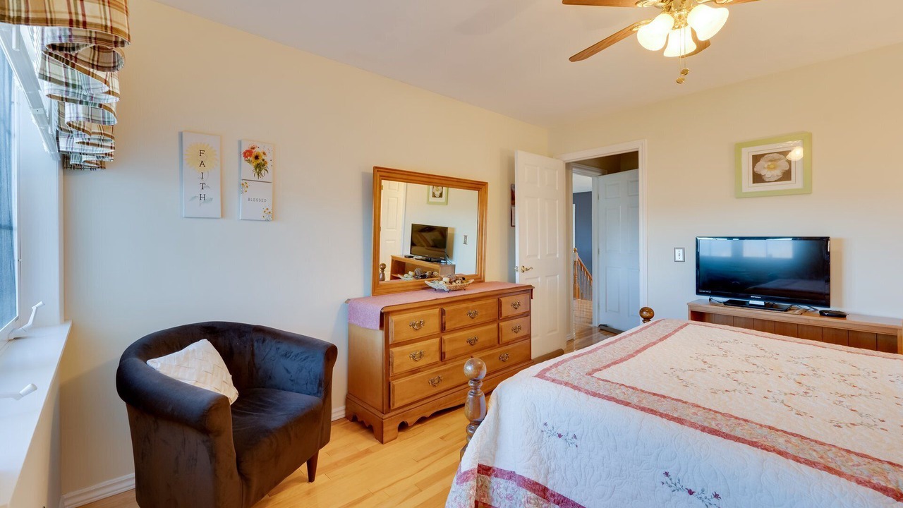 Photo of Bedroom in Newport