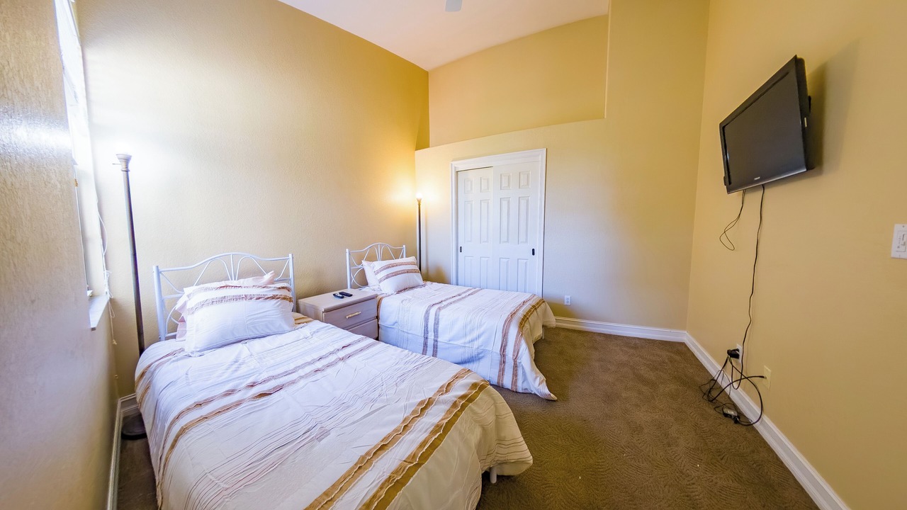 Photo of Bedroom in Cape Harbour