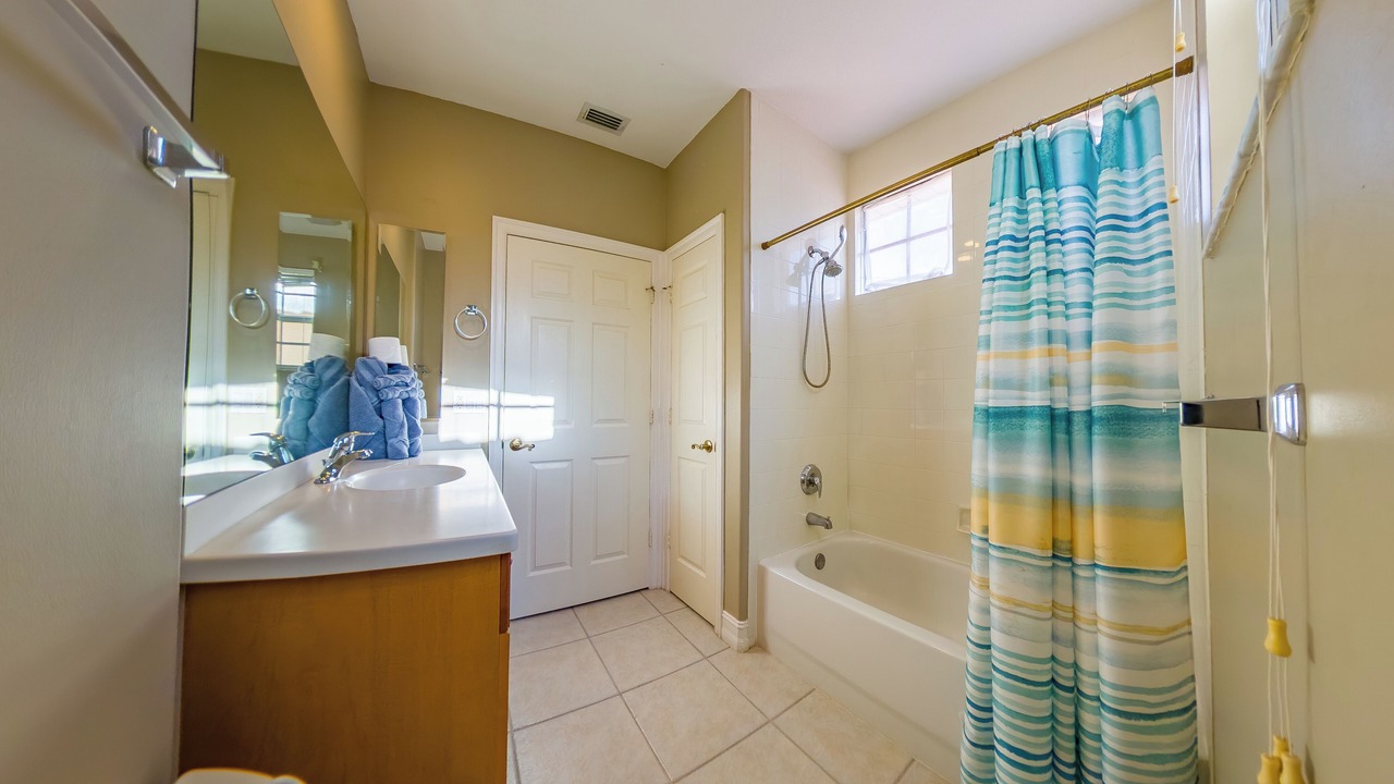 Photo of Bathroom in Cape Harbour