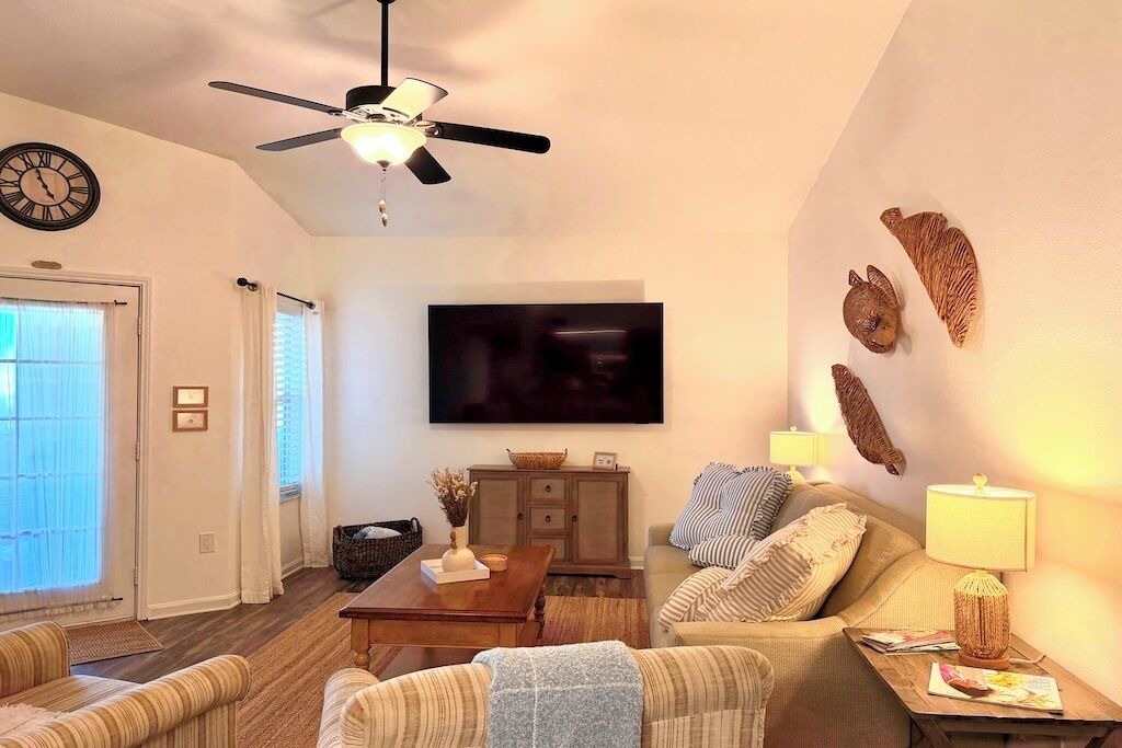Photo of Livingroom in Clearwater