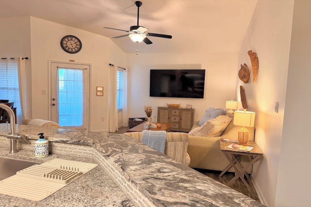 Photo of Livingroom in Clearwater