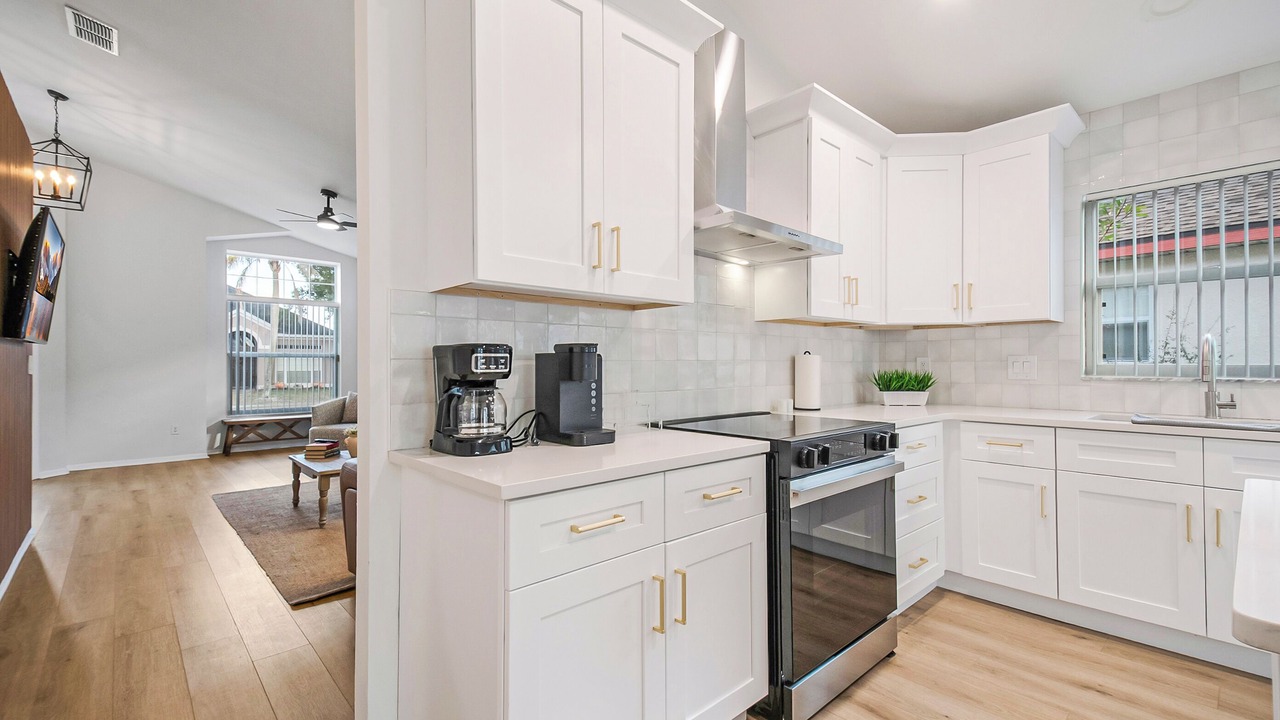 Photo of Kitchen in Lake Davenport Estates