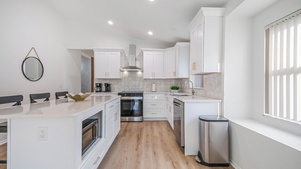 Photo of Kitchen in Lake Davenport Estates