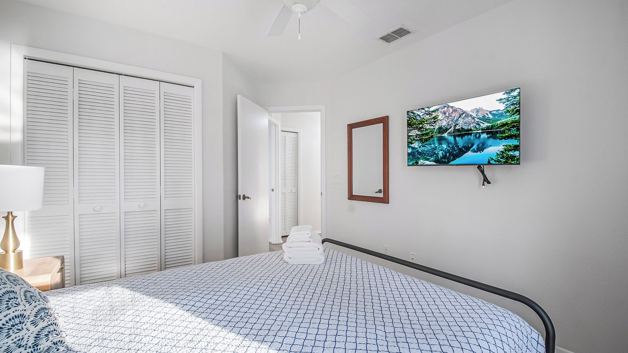 Photo of Bedroom in Lake Davenport Estates