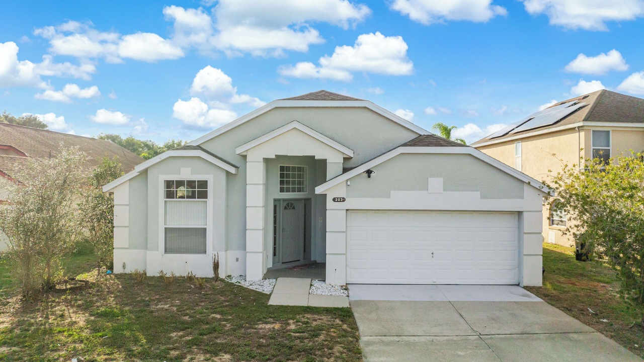 Photo of Outdoor in Lake Davenport Estates