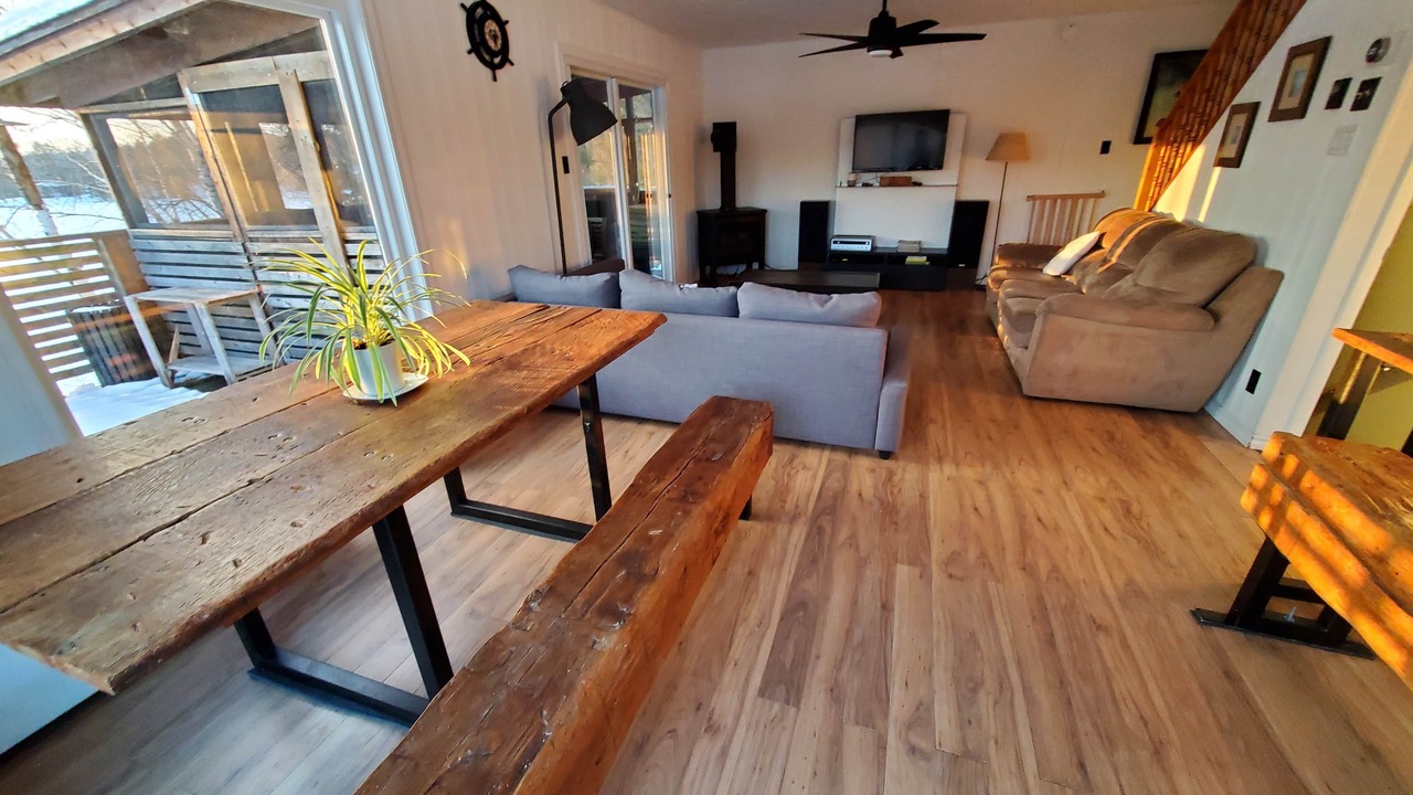Photo of Livingroom in Trent Lakes