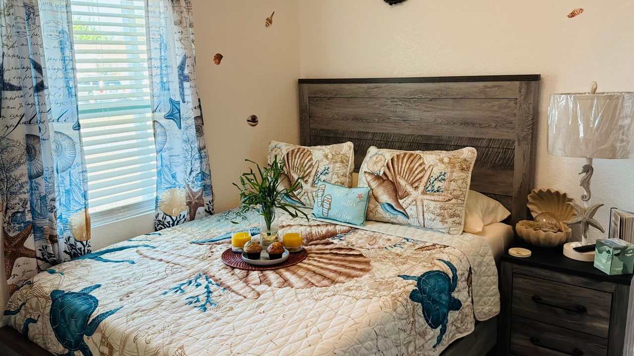Photo of Bedroom in Apollo Beach