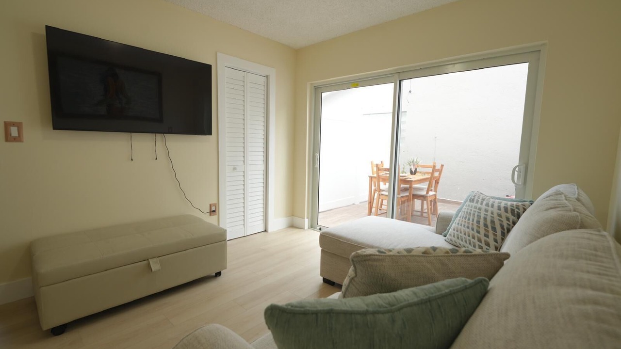Photo of Livingroom in Tamiami